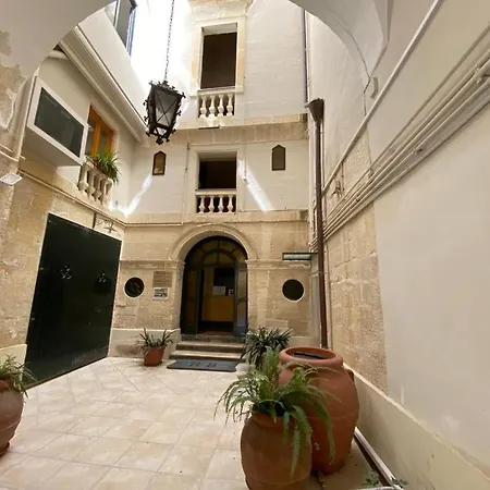 Alla Corte dei Greuther Lecce Esterno foto